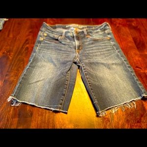 American Eagle Outfitters raw hem Bermuda shorts 4